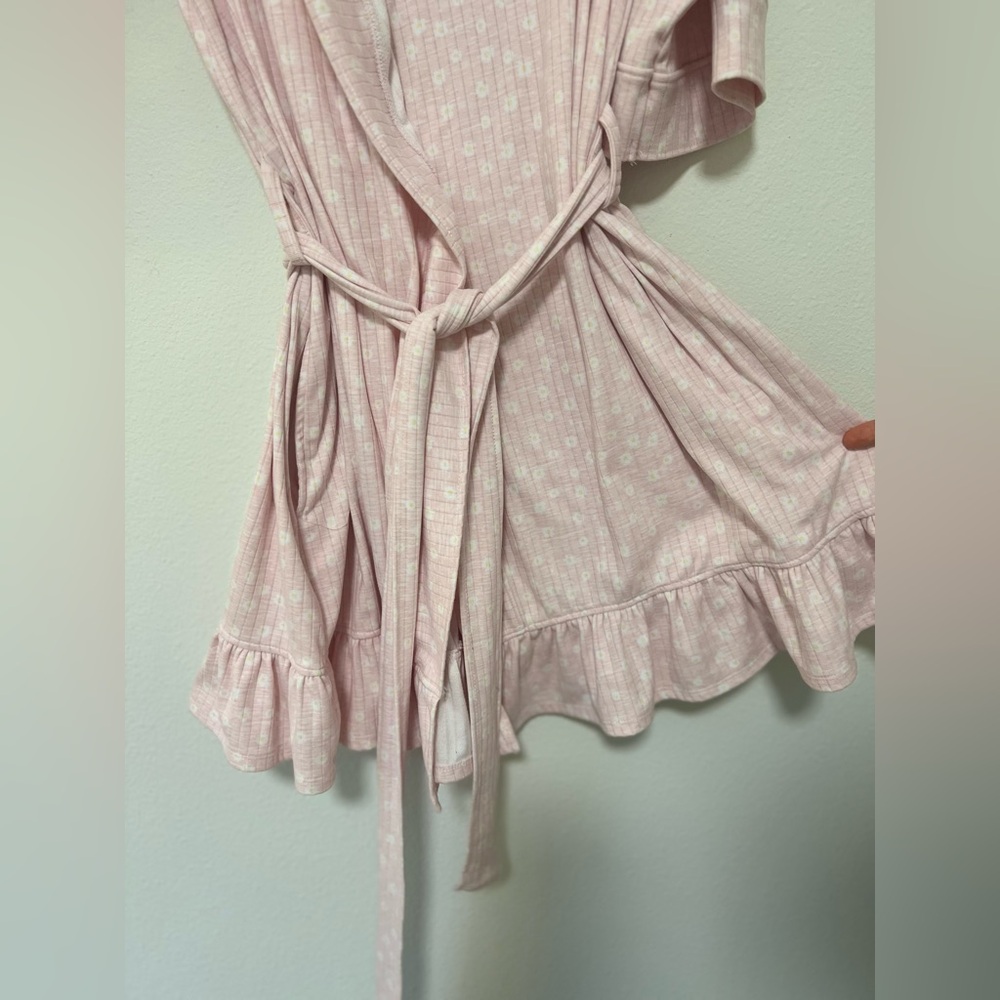 Jaclyn Intimates Pink Floral Ruffle Daisy Robe - Picture 3 of 9